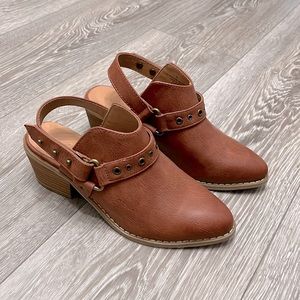 Universal thread heeled mules